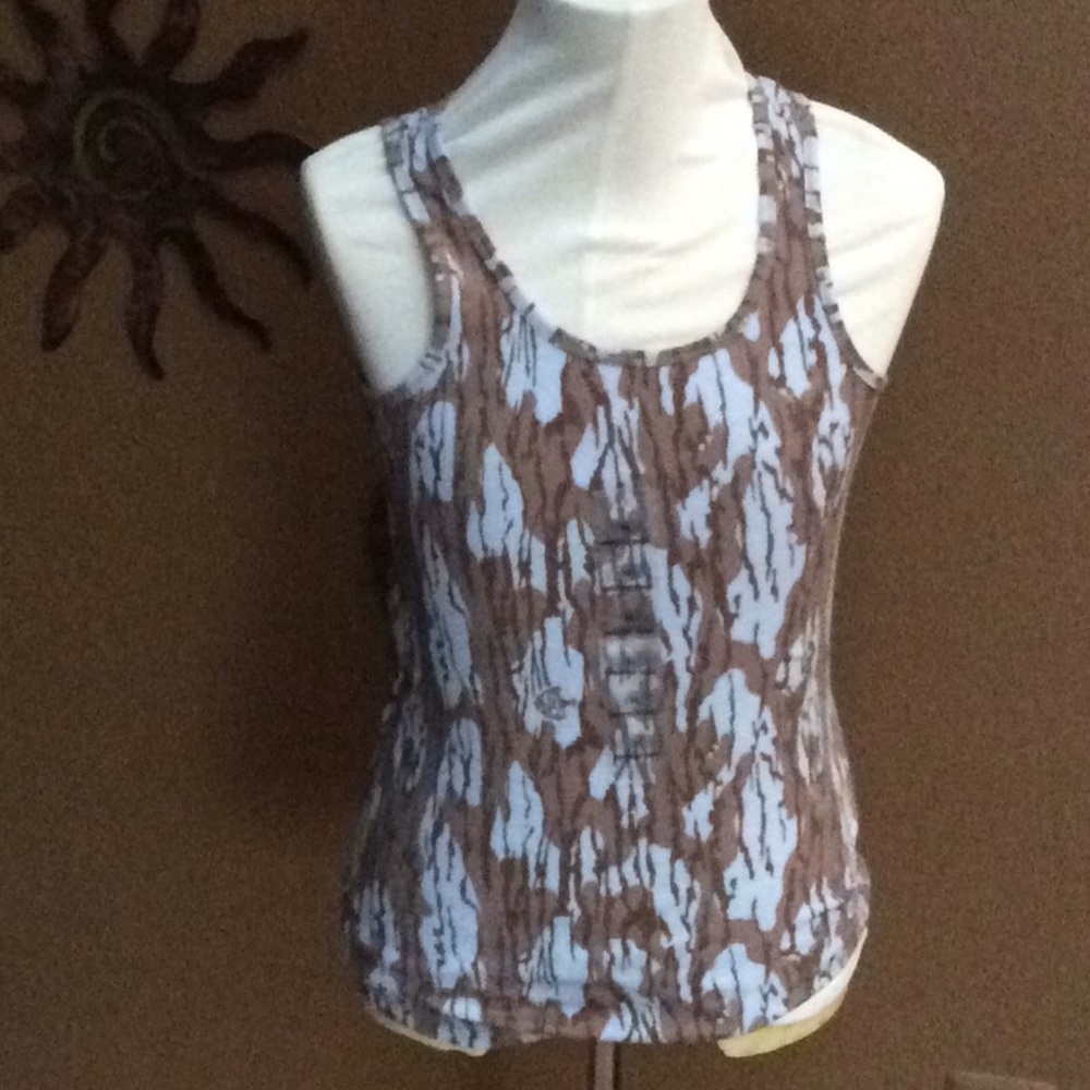 4/$25 Mossy Oak Tank Top